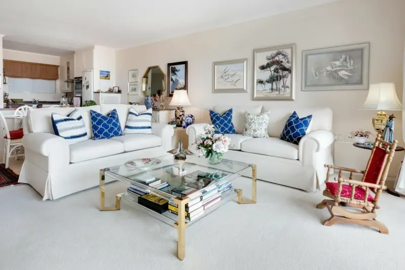 Professional cleaning service in Portland - organized living room